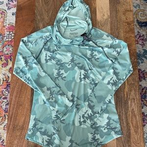 Patagonia camouflage womens sun shirt w drawstring hood